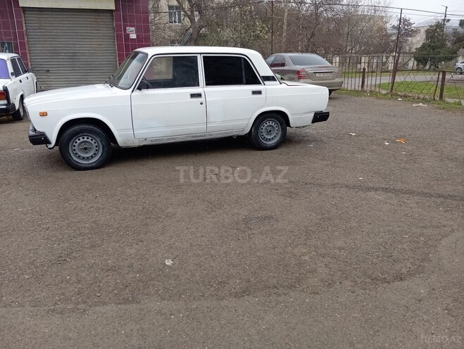 LADA (VAZ) 2107 2003, 24,860 km - 1.6 л - Şirvan