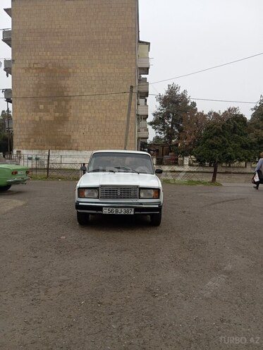 LADA (VAZ) 2107 2003, 24,860 km - 1.6 л - Şirvan