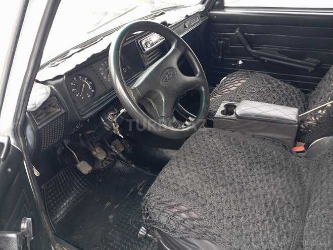 LADA (VAZ) 2107 2003, 24,860 km - 1.6 л - Şirvan