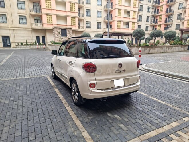 Fiat 500L-11