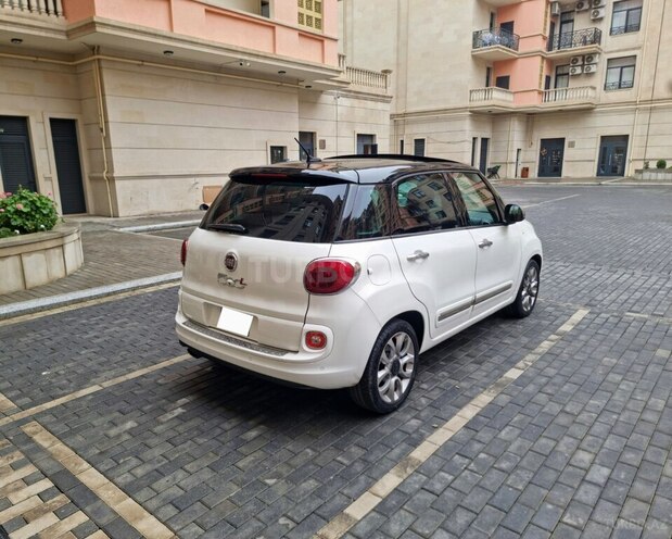 Fiat 500L-13