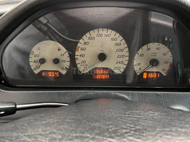 Mercedes C 240 2000, 227,100 km - 2.4 l - Bakı