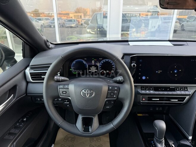 Toyota Camry-18