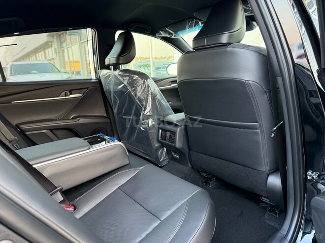 Toyota Camry-14