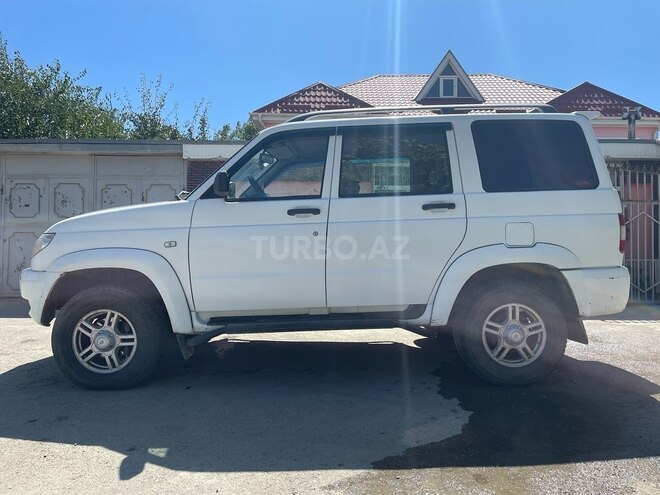 UAZ Patriot-5