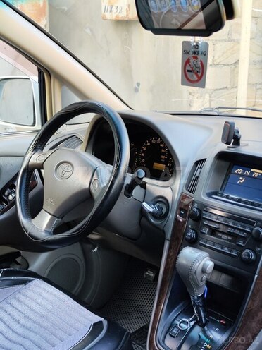 Toyota Harrier 2000, 276,500 km - 2.2 l - Bakı