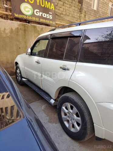 Mitsubishi Pajero 2011, 181,000 km - 3.5 l - Bakı