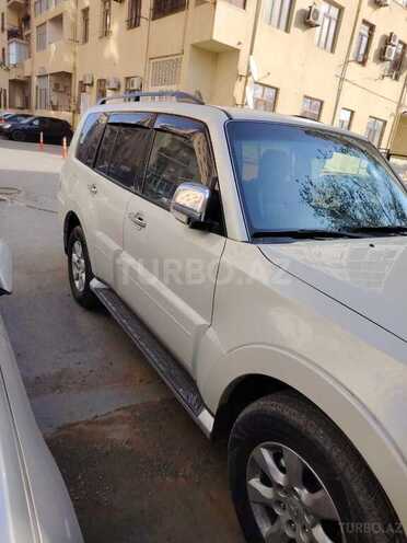 Mitsubishi Pajero 2011, 181,000 km - 3.5 l - Bakı