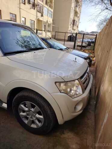 Mitsubishi Pajero 2011, 181,000 km - 3.5 l - Bakı