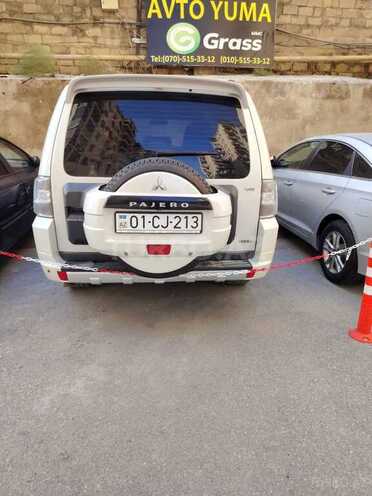 Mitsubishi Pajero 2011, 181,000 km - 3.5 l - Bakı