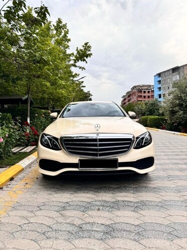 Mercedes E 220 d 2018, 309,000 km - 2.0 l - Bakı
