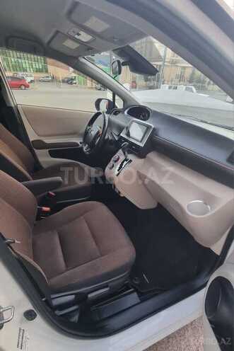Toyota Sienta 2016, 57,000 km - 1.5 l - Bakı