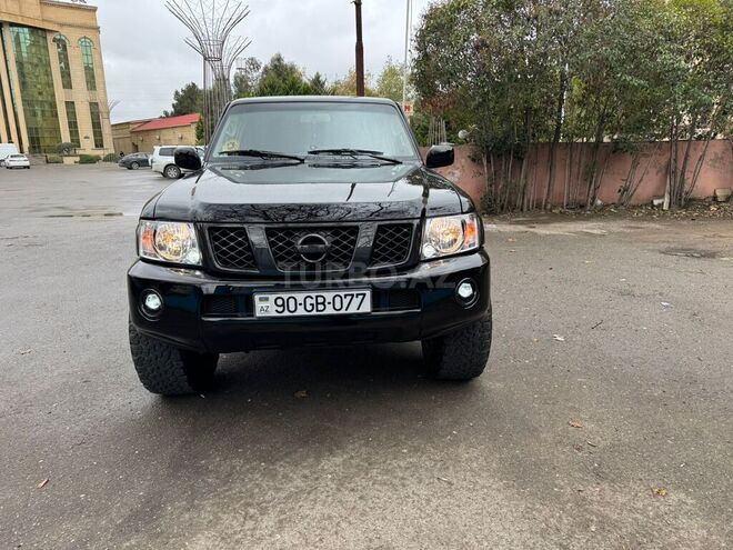 Nissan Patrol 2006, 276,000 km - 4.8 l - Bakı
