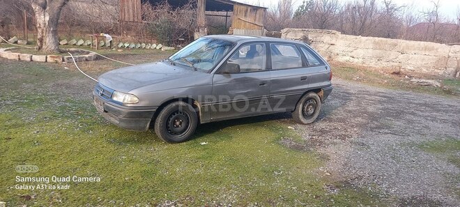 Opel Astra 1993, 247,654 km - 1.4 l - Bərdə