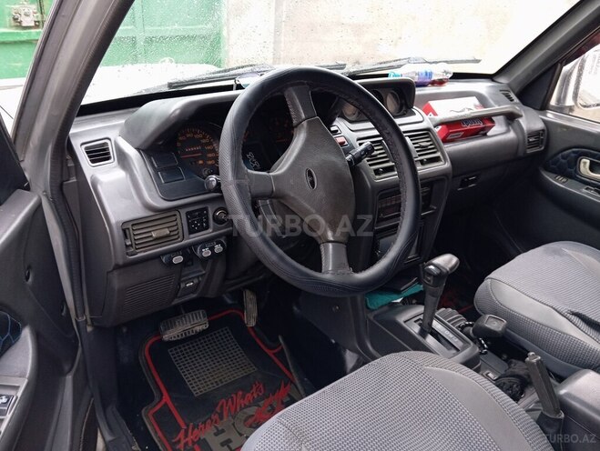 Mitsubishi Pajero 1995, 600,000 km - 2.8 l - Bakı