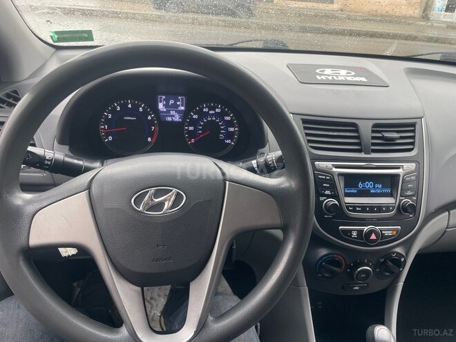 Hyundai Accent 2017, 136,700 km - 1.6 l - Bakı