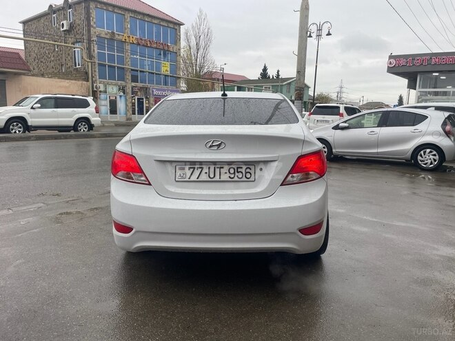 Hyundai Accent 2017, 136,700 km - 1.6 l - Bakı