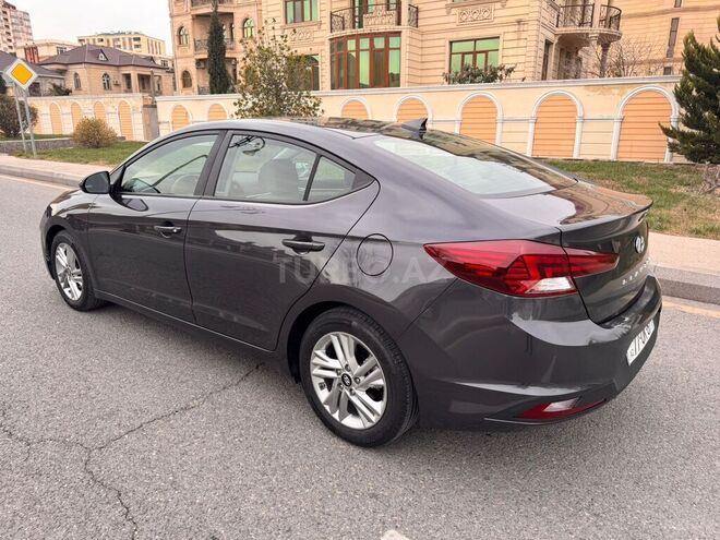 Hyundai Elantra 2019, 90,000 km - 2.0 л - Bakı