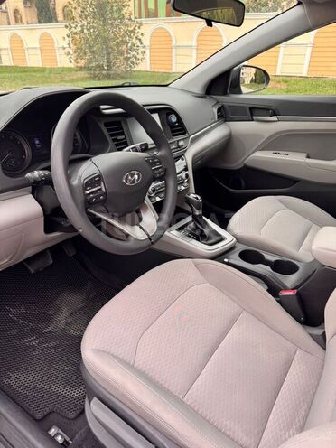 Hyundai Elantra 2019, 90,000 km - 2.0 л - Bakı