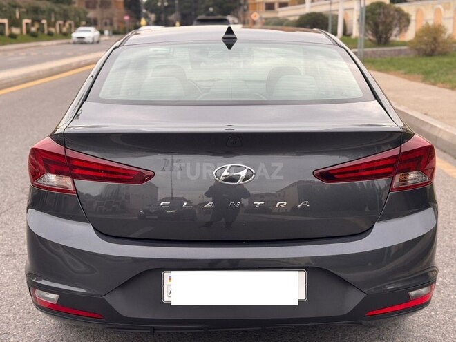 Hyundai Elantra 2019, 90,000 km - 2.0 л - Bakı