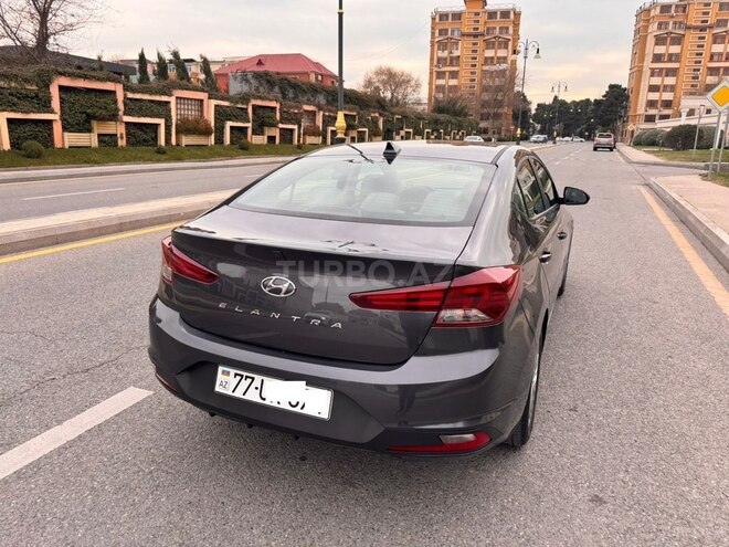 Hyundai Elantra 2019, 90,000 km - 2.0 л - Bakı
