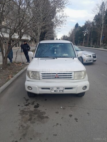 Mitsubishi Pajero io 2000, 420,000 km - 2.0 l - Gəncə