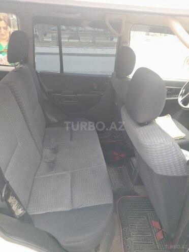 Mitsubishi Pajero io 2000, 420,000 km - 2.0 l - Gəncə