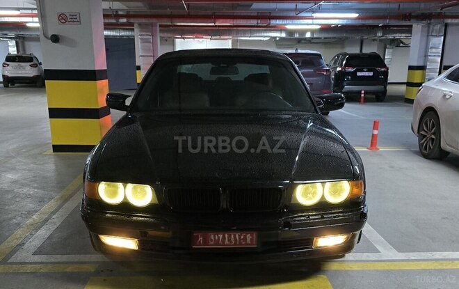 BMW 735 1999, 300,000 km - 3.5 л - Bakı