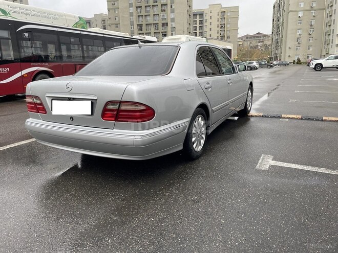 Mercedes E 270 2000, 279,600 km - 2.7 l - Bakı