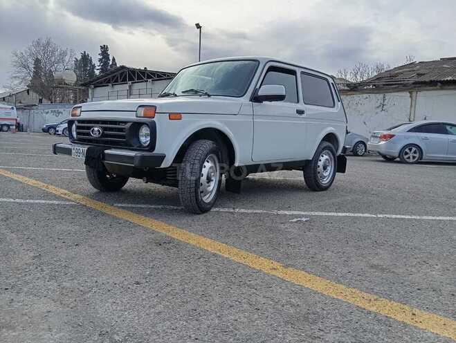 LADA (VAZ) Niva 2018, 95,000 km - 1.7 l - Samux