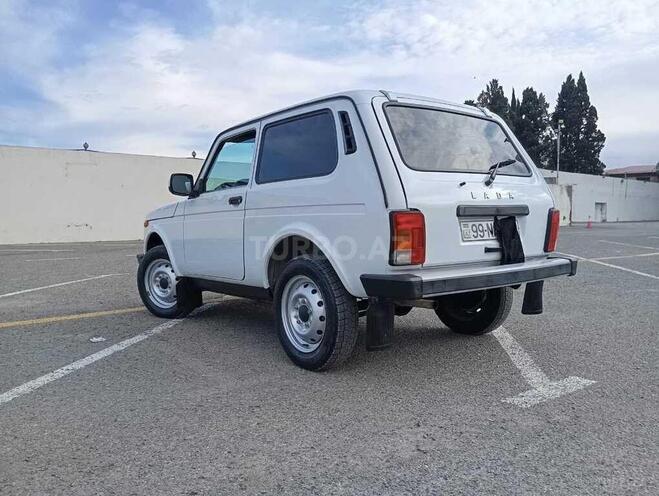 LADA (VAZ) Niva 2018, 95,000 km - 1.7 l - Samux