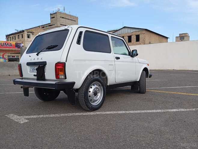 LADA (VAZ) Niva 2018, 95,000 km - 1.7 l - Samux
