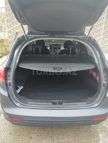 Kia Ceed 2014, 203,800 km - 1.4 l - Salyan