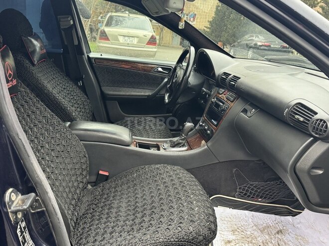 Mercedes C 240-4