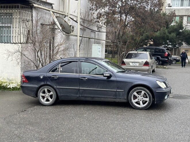 Mercedes C 240-7