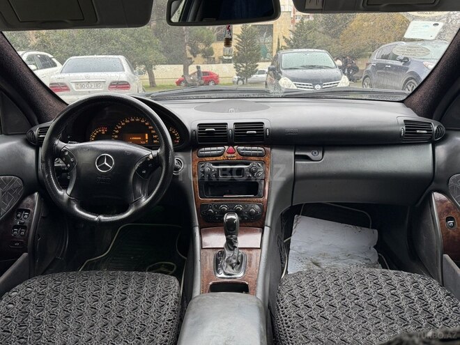 Mercedes C 240-3