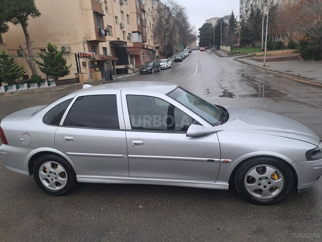 Opel Vectra 2000, 220,000 km - 1.8 l - Bakı