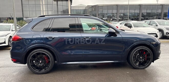 Porsche Cayenne Turbo 2011, 165,000 km - 4.8 l - Bakı