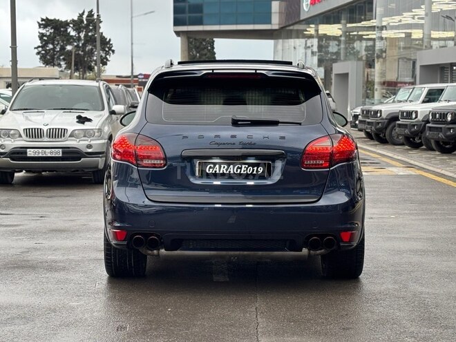 Porsche Cayenne Turbo 2011, 165,000 km - 4.8 l - Bakı