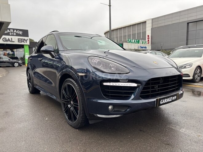 Porsche Cayenne Turbo 2011, 165,000 km - 4.8 l - Bakı