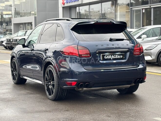 Porsche Cayenne Turbo 2011, 165,000 km - 4.8 l - Bakı