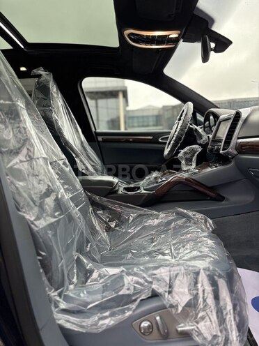 Porsche Cayenne Turbo 2011, 165,000 km - 4.8 l - Bakı