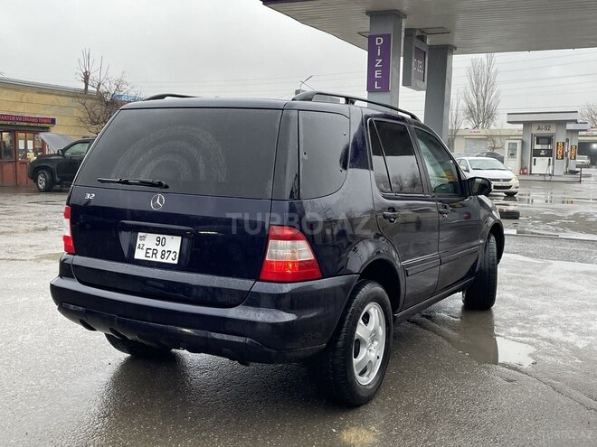 Mercedes ML 320 4MATIC 2002, 243,167 km - 3.2 l - Sumqayıt