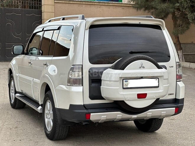 Mitsubishi Pajero 2008, 167,000 km - 3.0 l - Gəncə