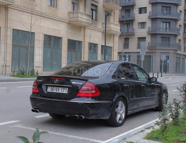 Mercedes E 320 2002, 267,000 km - 3.2 л - Bakı