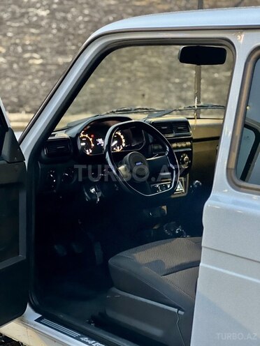 LADA (VAZ) Niva 2024, 9,000 km - 1.7 l - Bakı