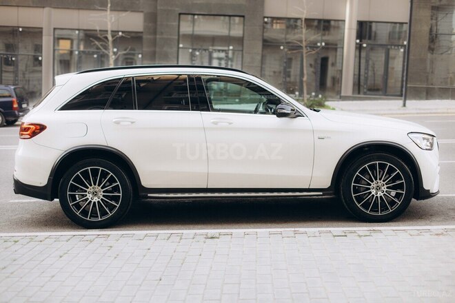 Mercedes GLC 300 4MATIC 2018, 155,000 km - 2.0 l - Bakı