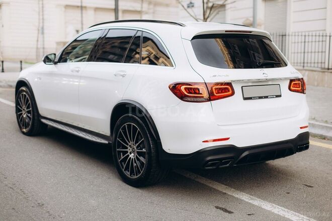 Mercedes GLC 300 4MATIC 2018, 155,000 km - 2.0 l - Bakı