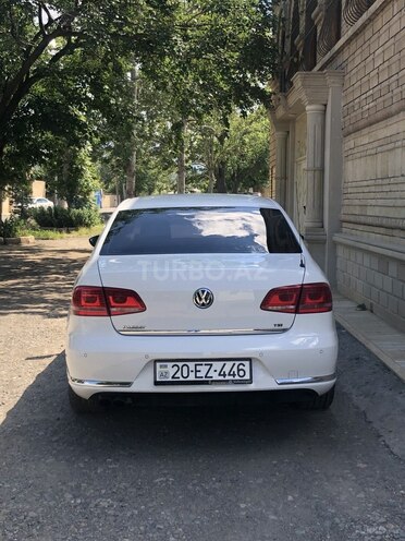 Volkswagen Passat 2011, 200,000 km - 1.8 l - Gəncə