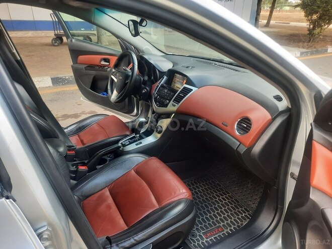 Chevrolet Cruze 2014, 188,000 km - 1.4 l - Şəmkir